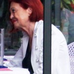 Vanna Marchi lavora nel bar del genero