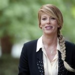alessia-marcuzzi-saluta