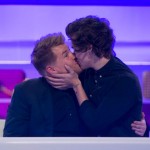 Harry-Styles-and-James-Corden-Kissing-2161149